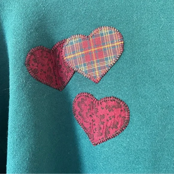 3/$20 Vintage upcycled winter motif grandma sweatshirt - Picture 9 of 9